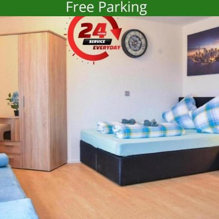 Ruhige Wohnung Im . Private Parkplatz ,Balkon ,Netflix Nuremberg Extérieur photo